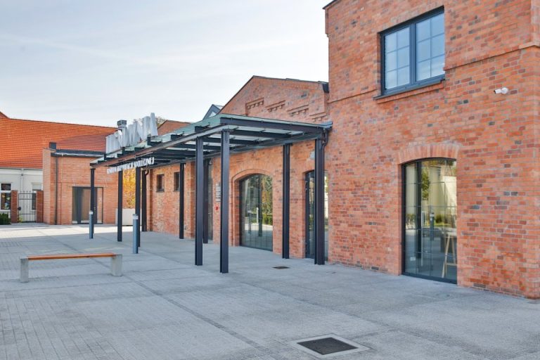 Windox Windows - Genesis 75 Implementation